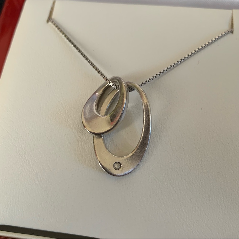 Hot Diamonds Sterling Silver and Diamond Pendant Necklace